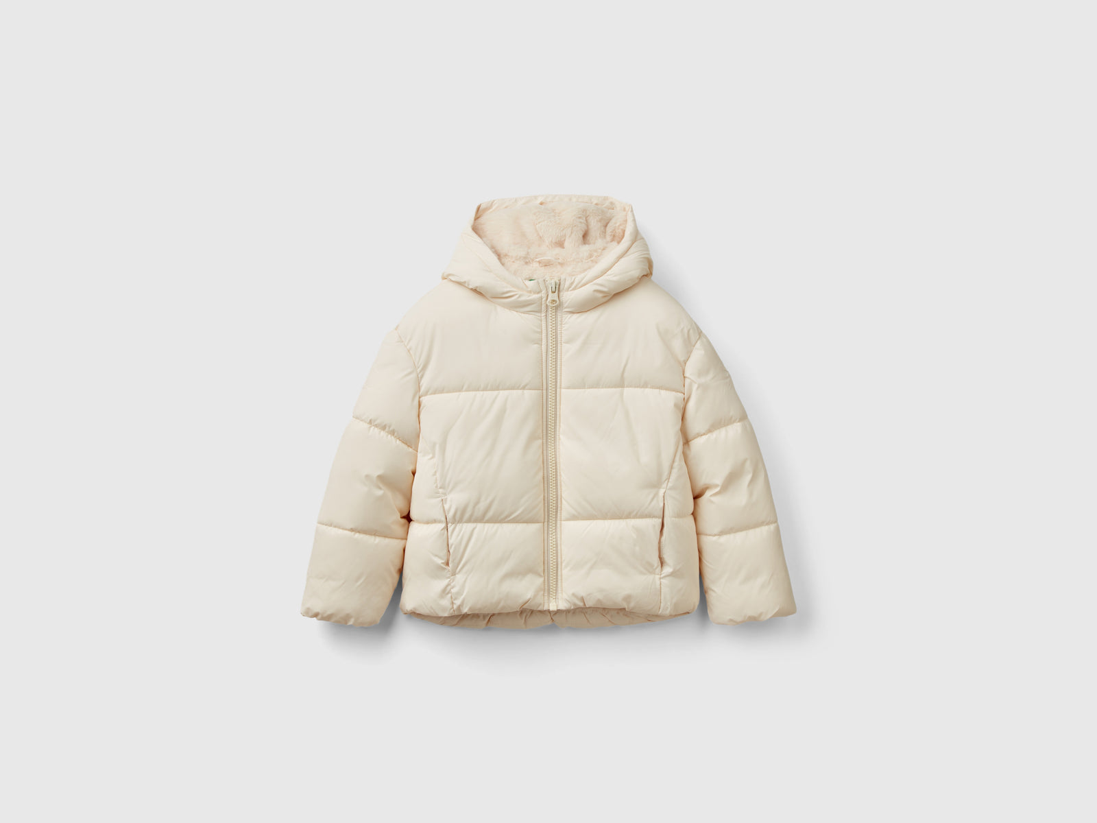 Giubbotto imbottito con cappuccio da bambina bianco panna | Benetton Outlet
