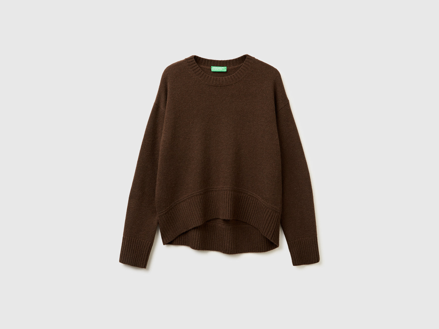 Maglia boxy fit in misto lana da donna marrone | Benetton Outlet