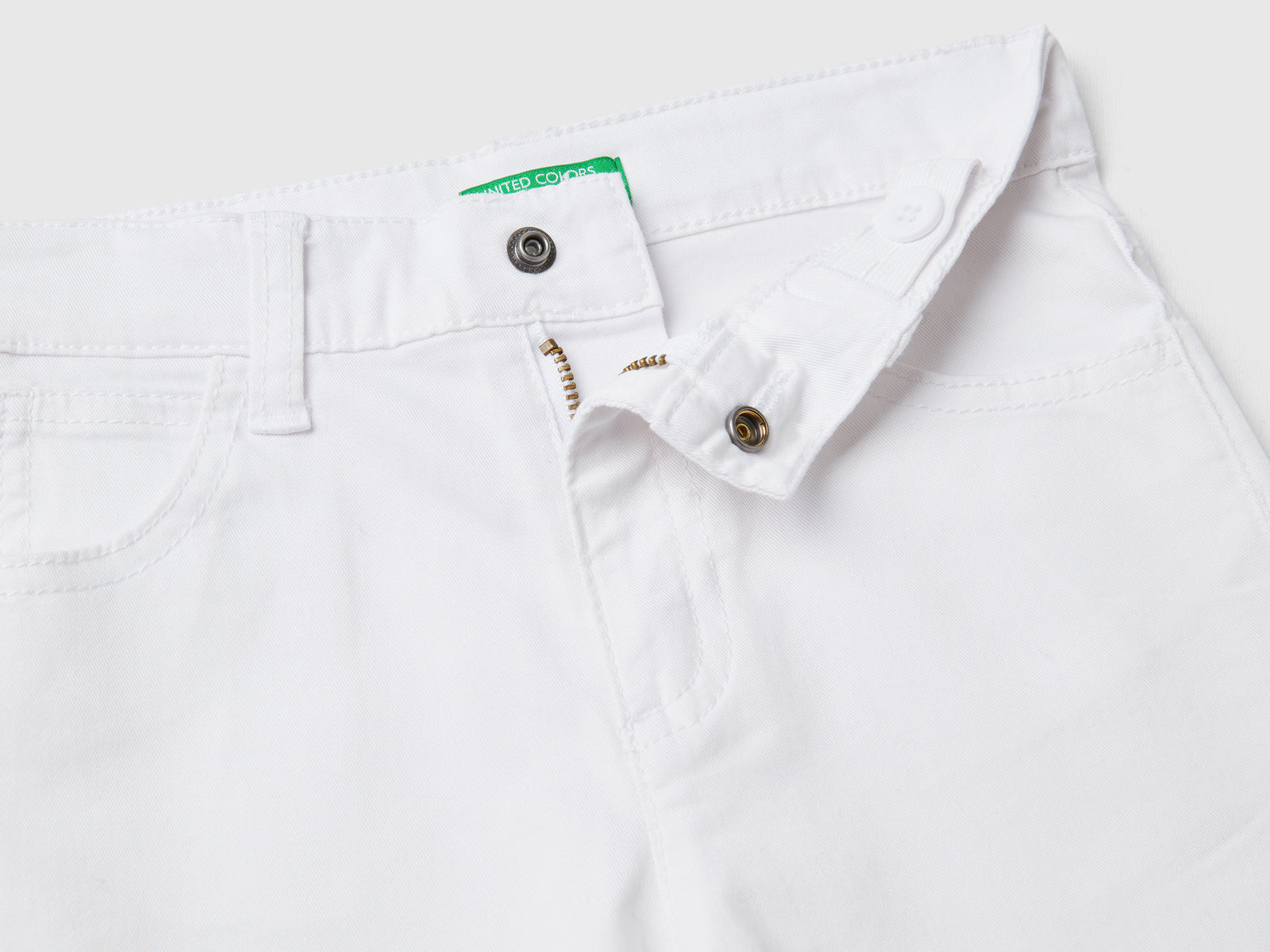 Pantaloni slim fit cinque tasche da bimbo bianco 3 | Benetton Outlet
