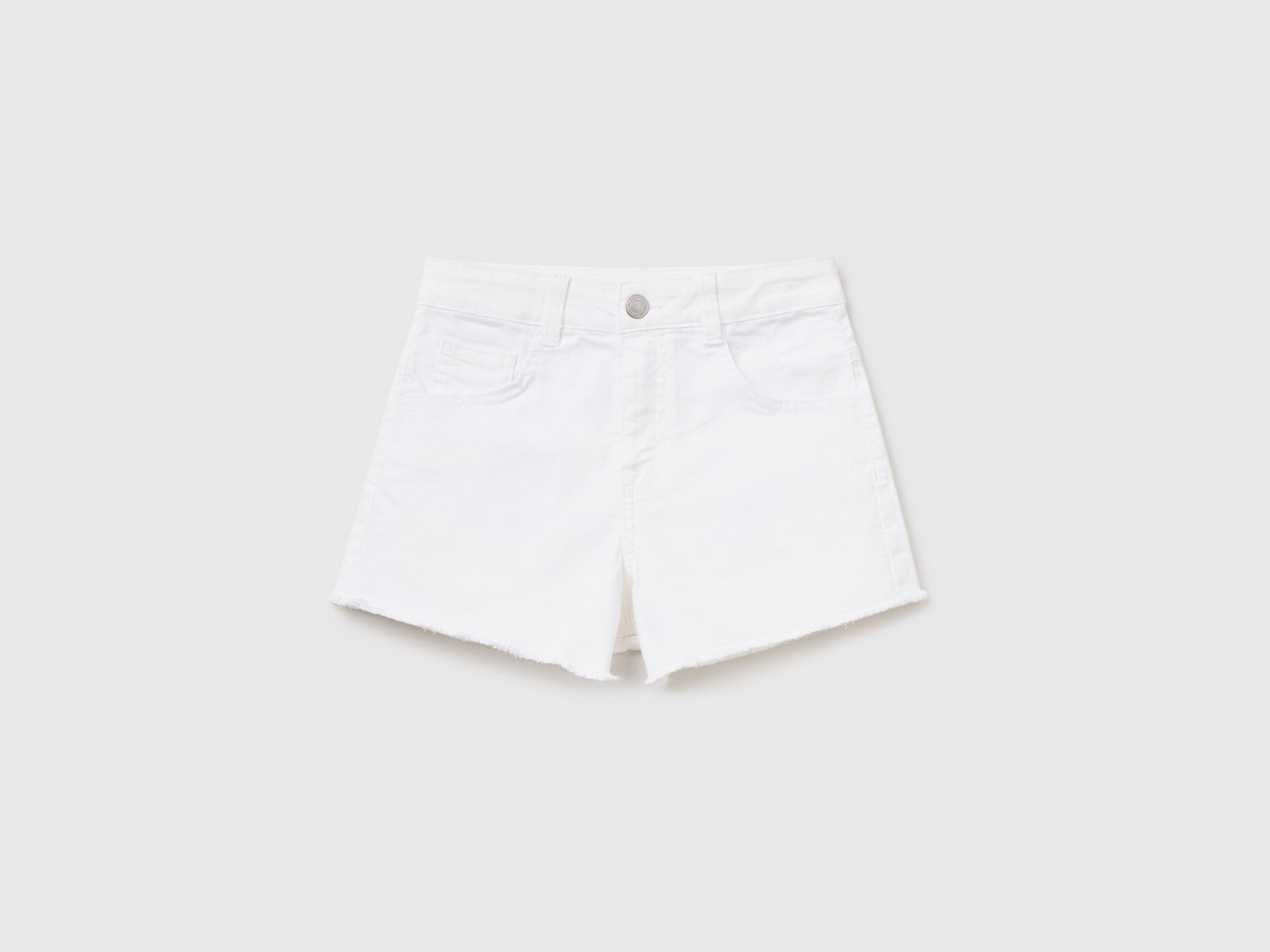 Pantaloni corti cinque tasche in misto cotone elasticizzato da bambina bianco | Benetton Outlet