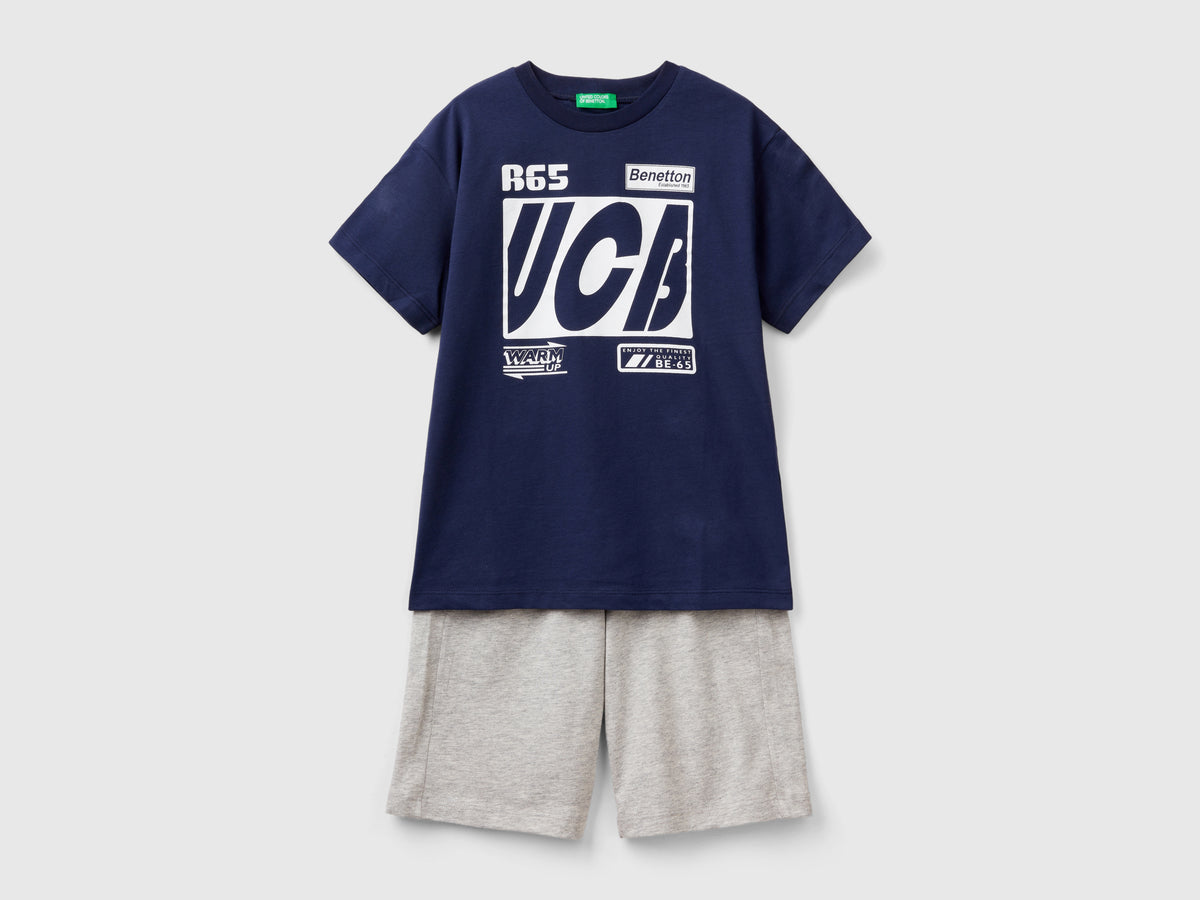 Completo t-shirt e bermuda