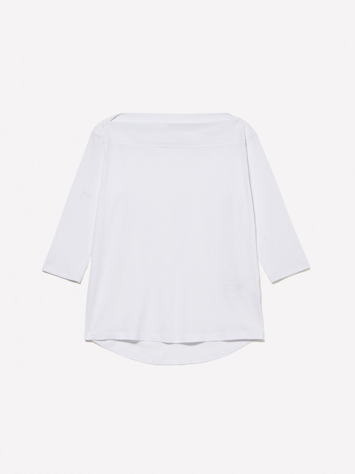 T-shirt con scollo a barca