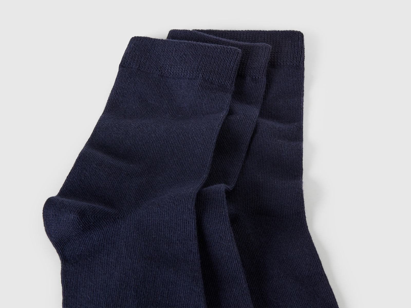 Tre paia di calzini lunghi in cotone stretch da uomo blu scuro 2 | Benetton Outlet