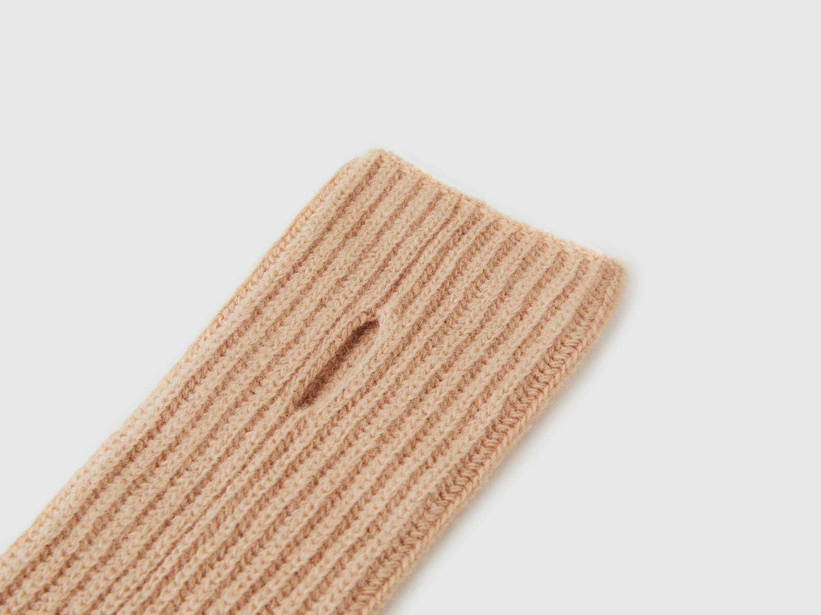 Manicotti in misto lana da donna cammello 2 | Benetton Outlet