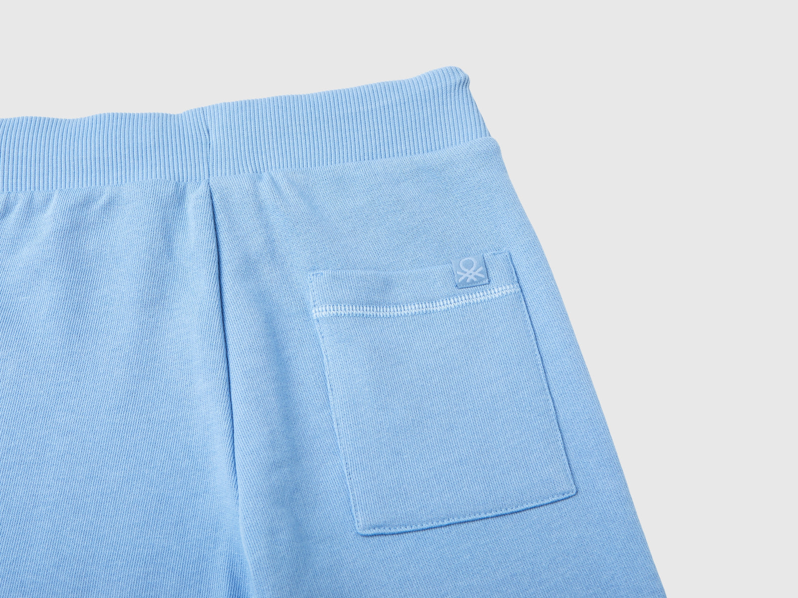 Pantalones deportivos con cordón da bambino azzurro 3 | Benetton Outlet