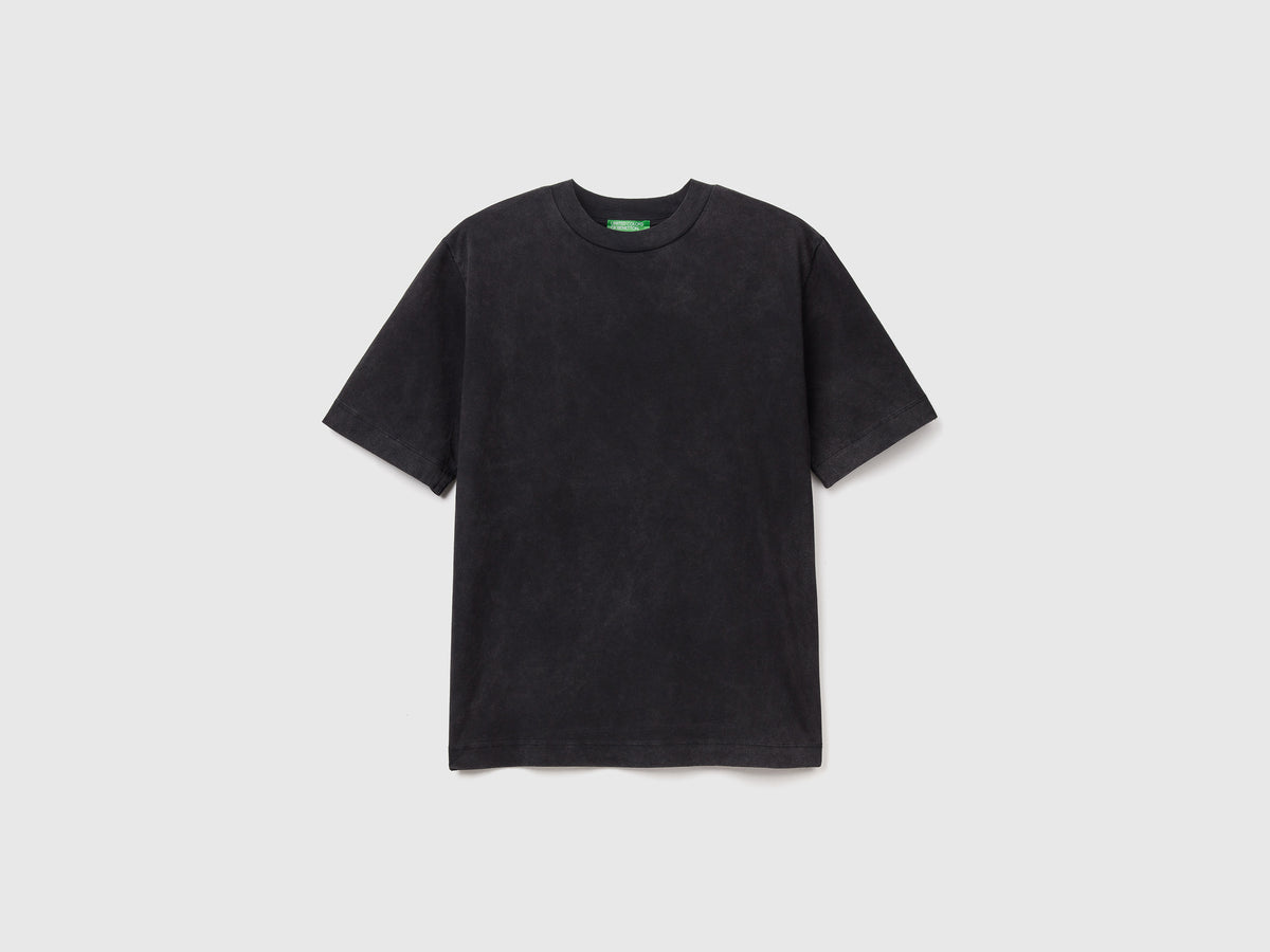 T-shirt girocollo a manica corta realizzata in puro cotone