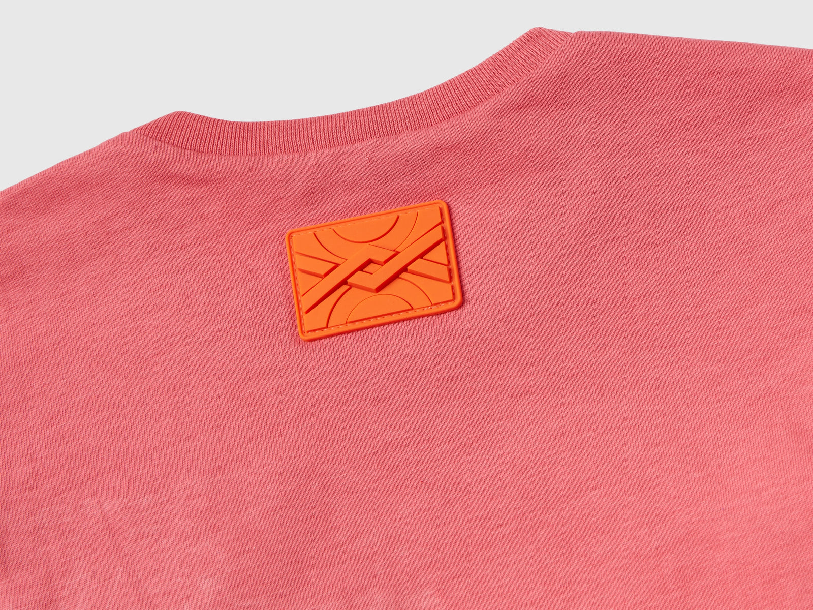 T-shirt con rouches da bimba salmone 2 | Benetton Outlet