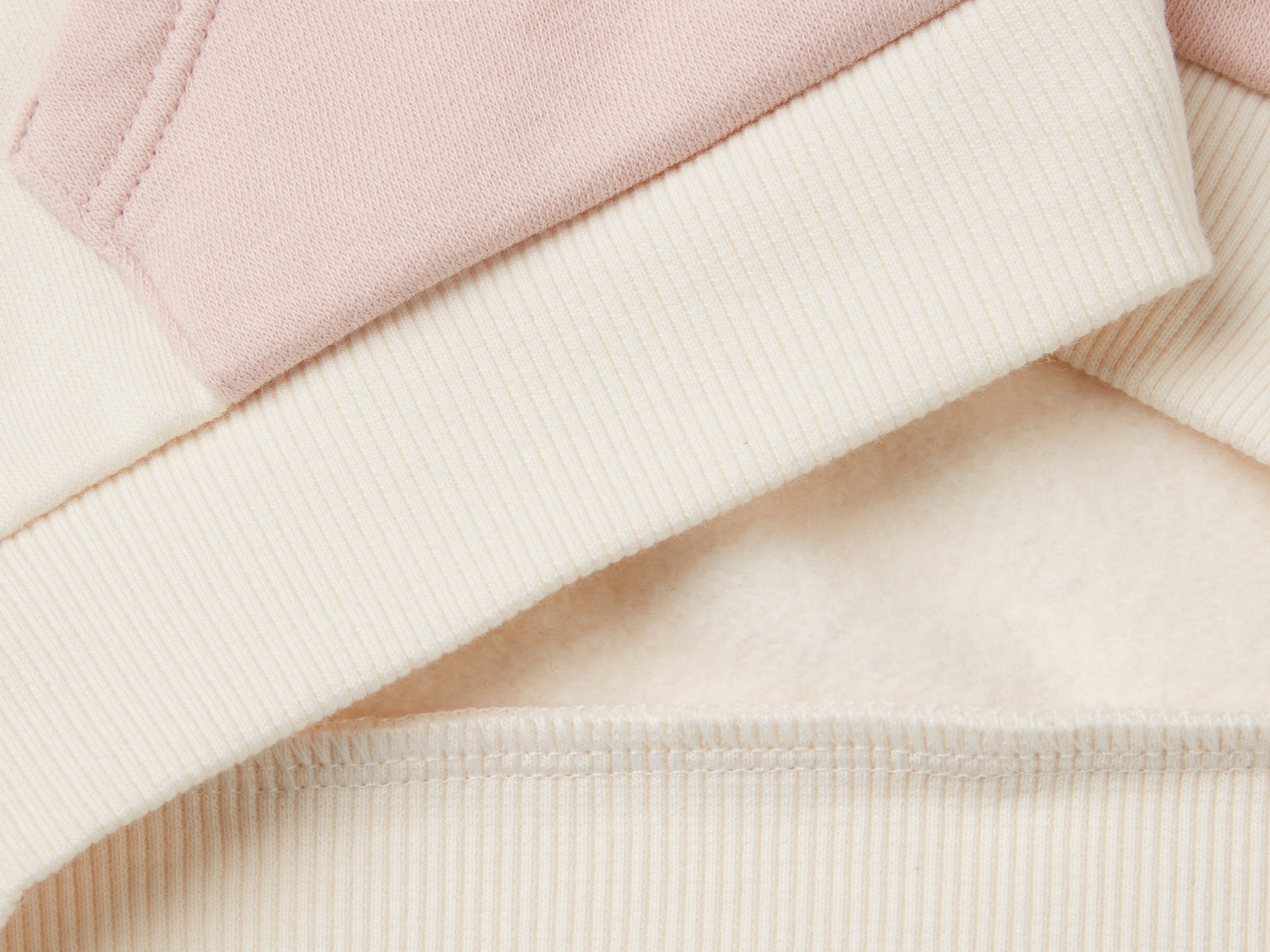 Sequin zip-up hoodie da bimba multi-color 3 | Benetton Outlet