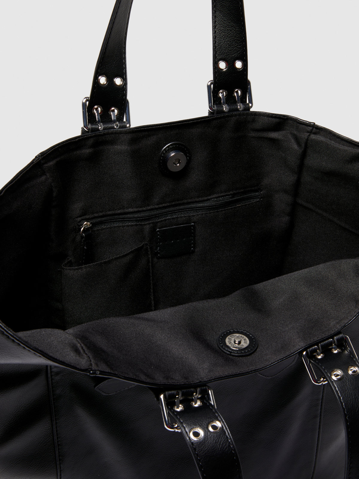 Borsa tote con fibbie