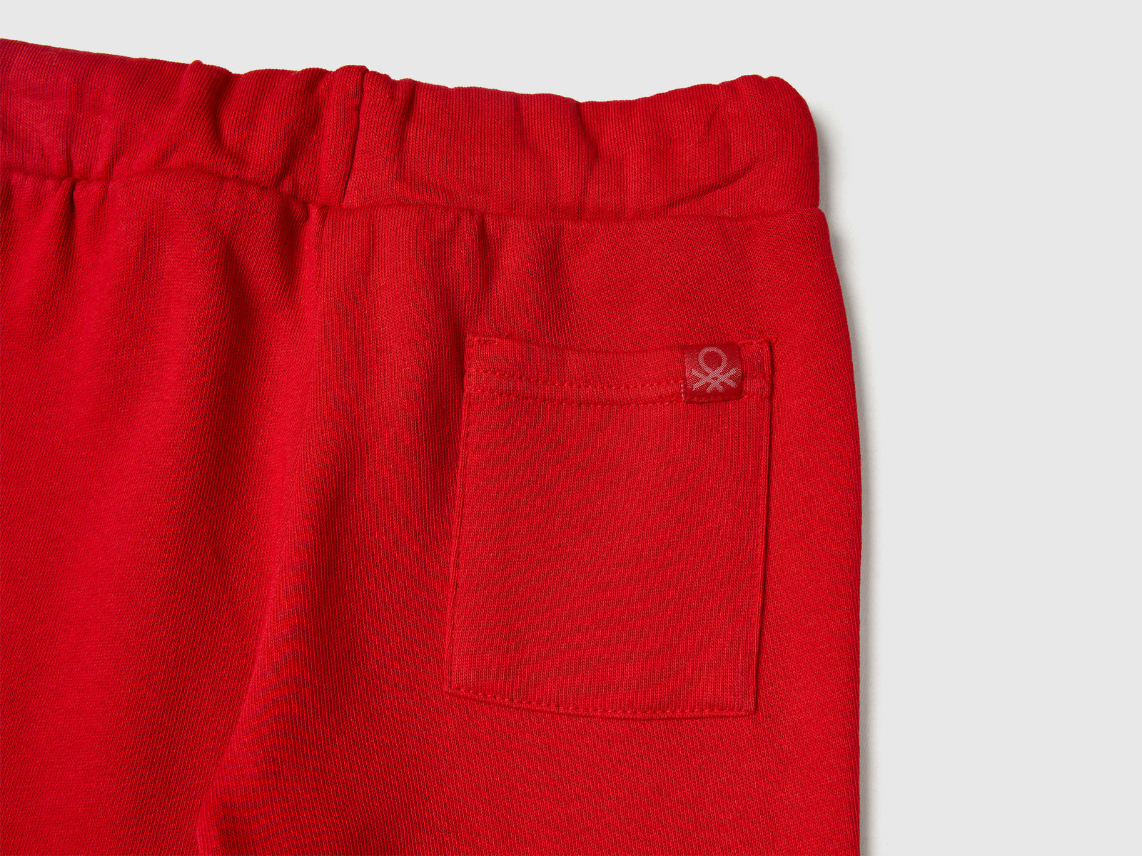 Tuta in felpa con logo da bimbo rosso 4 | Benetton Outlet
