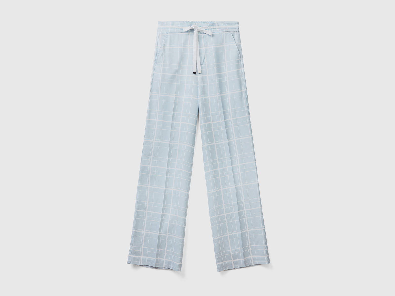 Pantaloni lunghi fluidi in puro lyocell da donna celeste | Benetton Outlet