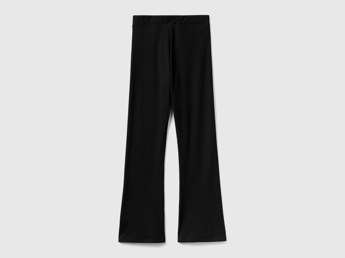 Pantaloni caldi a costine