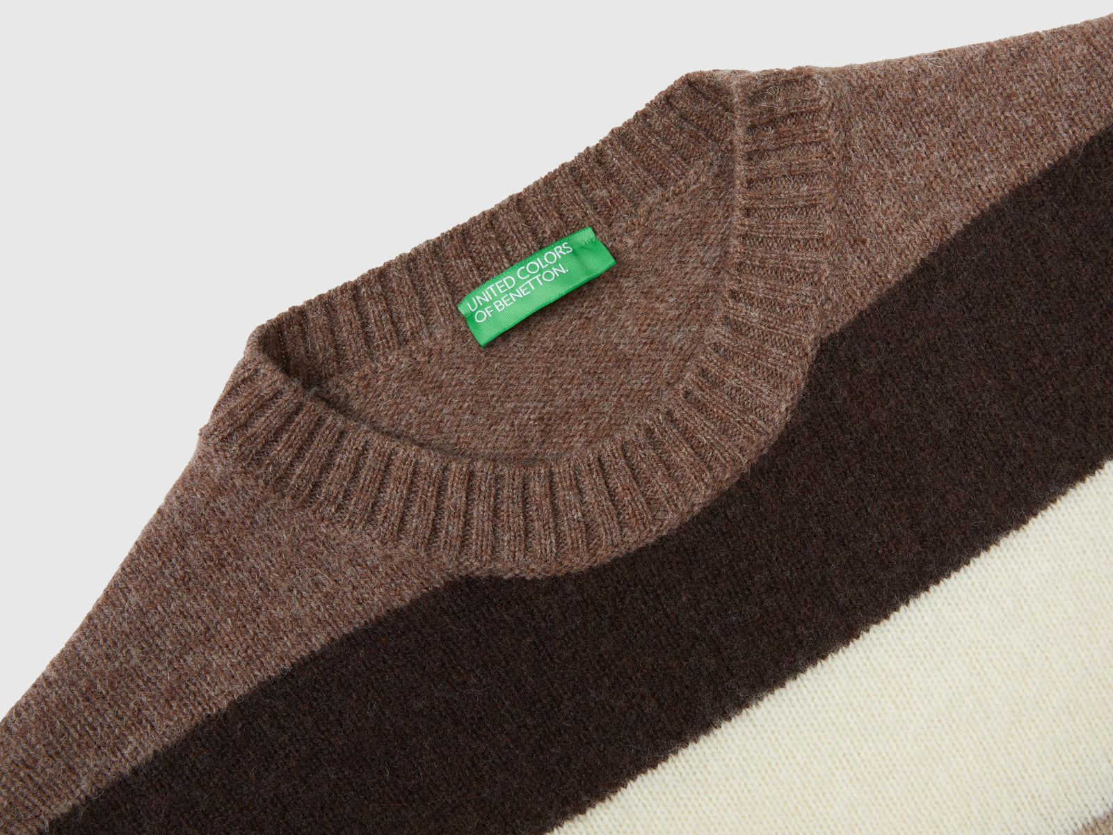 Maglia a righe in pura lana Shetland da uomo multi-color 3 | Benetton Outlet
