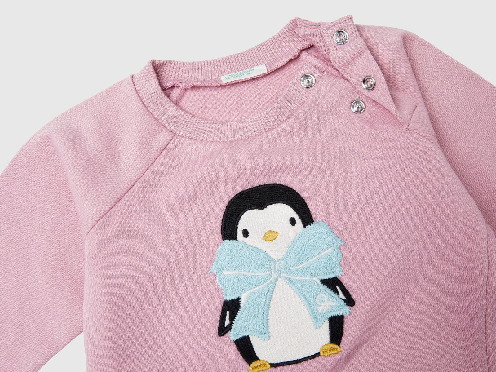Felpa con ricamo animaletto da neonato malva 3 | Benetton Outlet