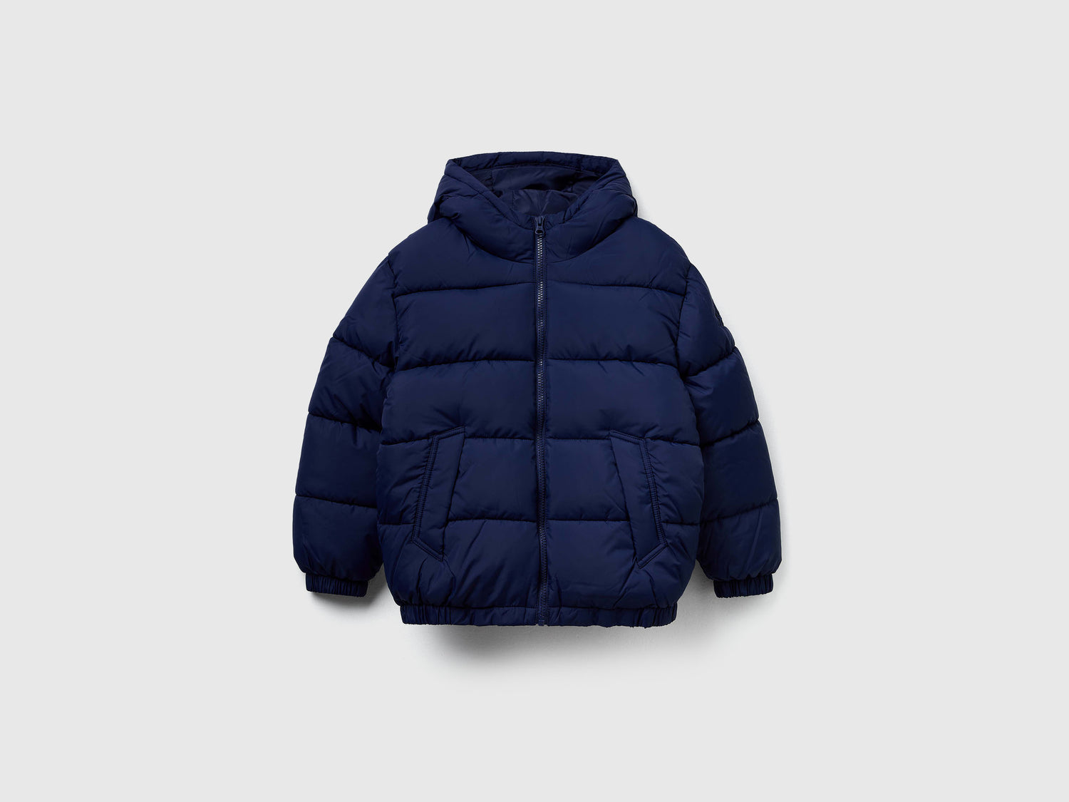 Giubbotto imbottito con cappuccio da bambino blu scuro | Benetton Outlet