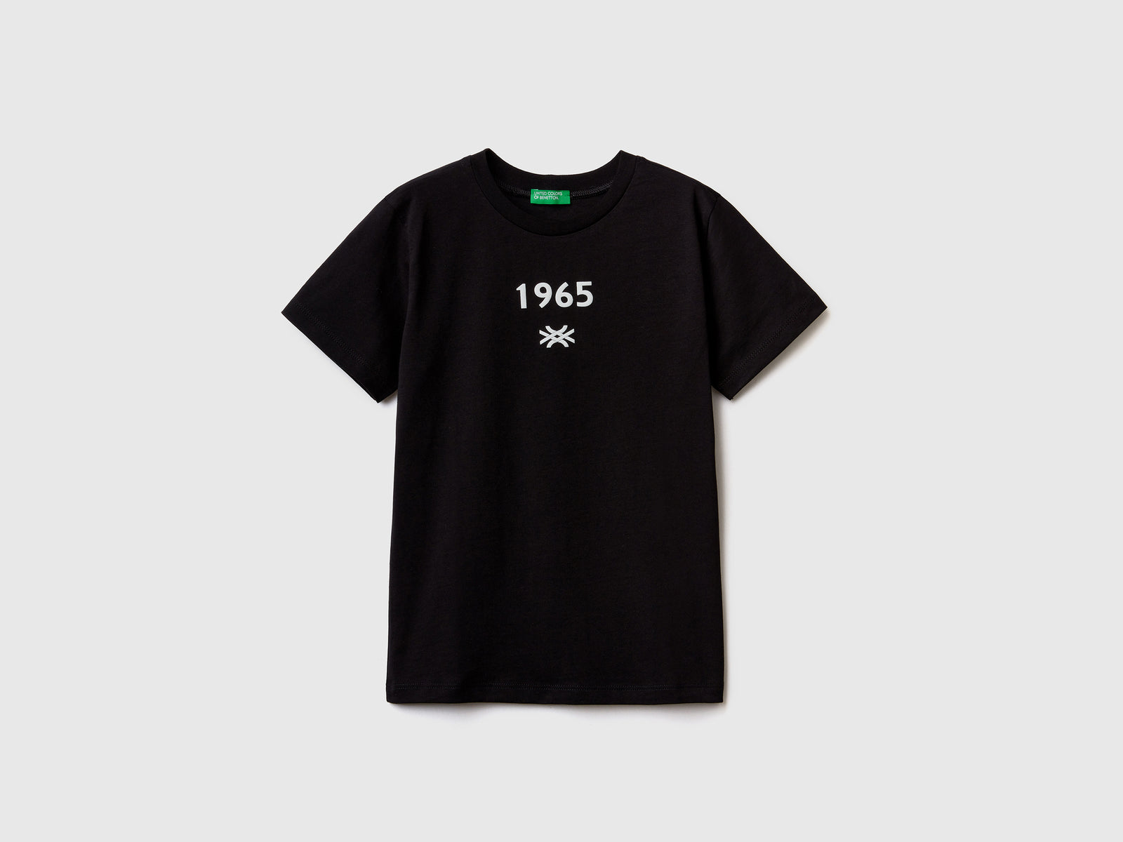 Maglietta girocollo a manica corta in puro cotone da bambino nero | Benetton Outlet