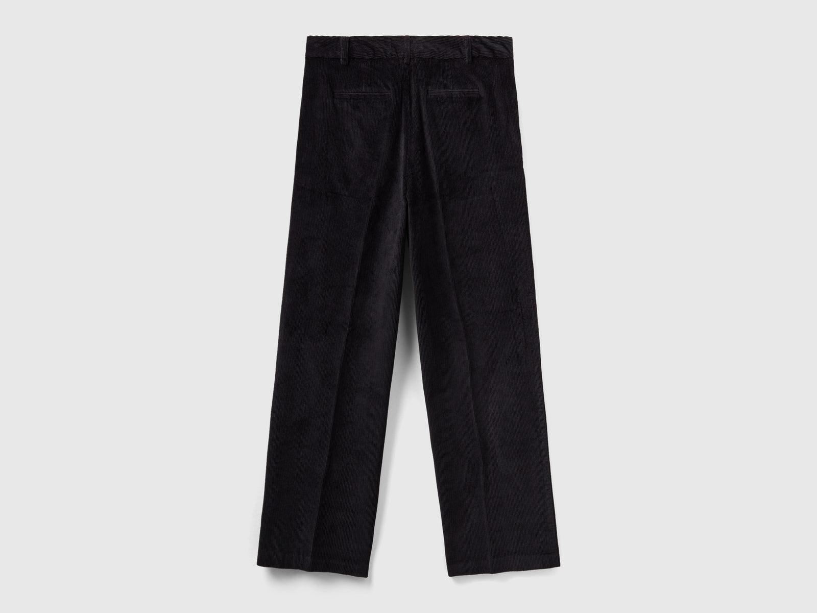 Pantaloni straight in velluto a coste da donna nero 2 | Benetton Outlet