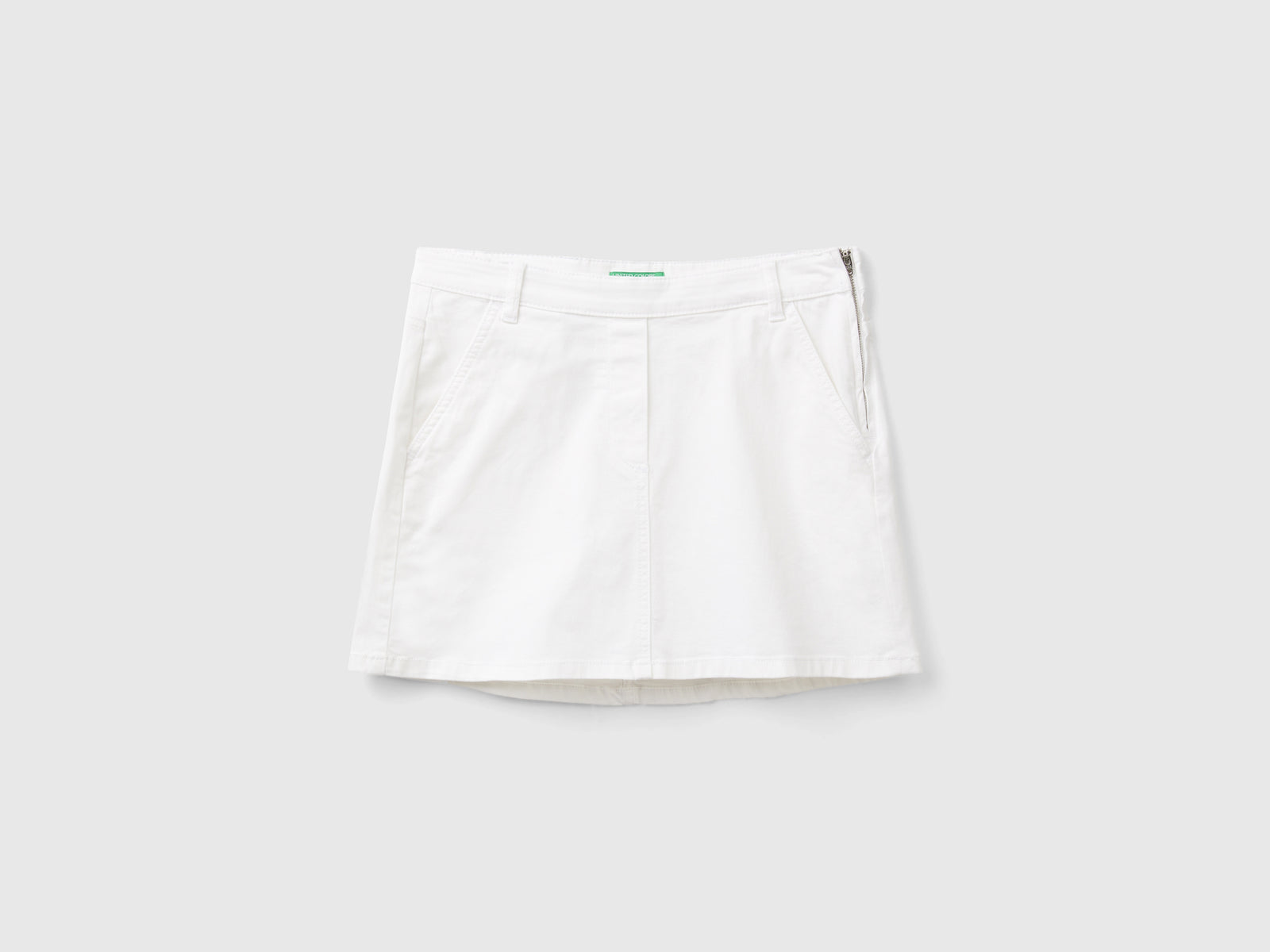Minigonna in cotone stretch da donna bianco | Benetton Outlet