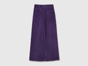Pantaloni wide fit in velluto
