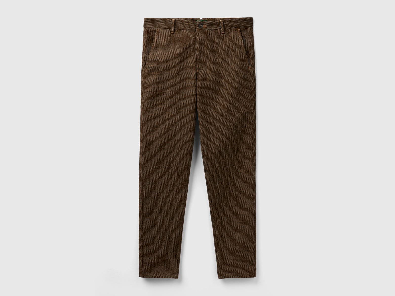 Chino slim fit con cavallo basso da uomo marrone | Benetton Outlet