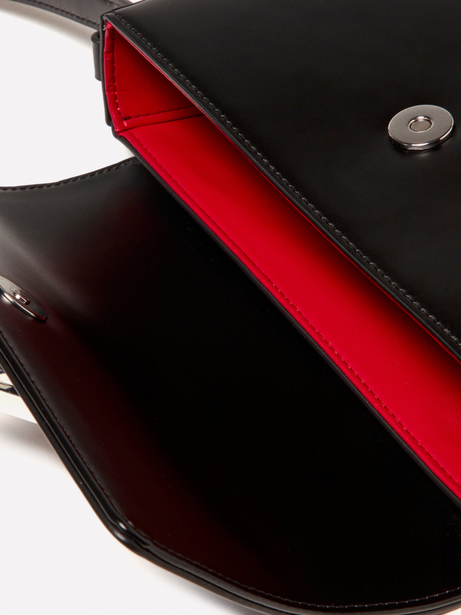 Borsetta a tracolla con catena da donna nero 3 | Sisley Outlet