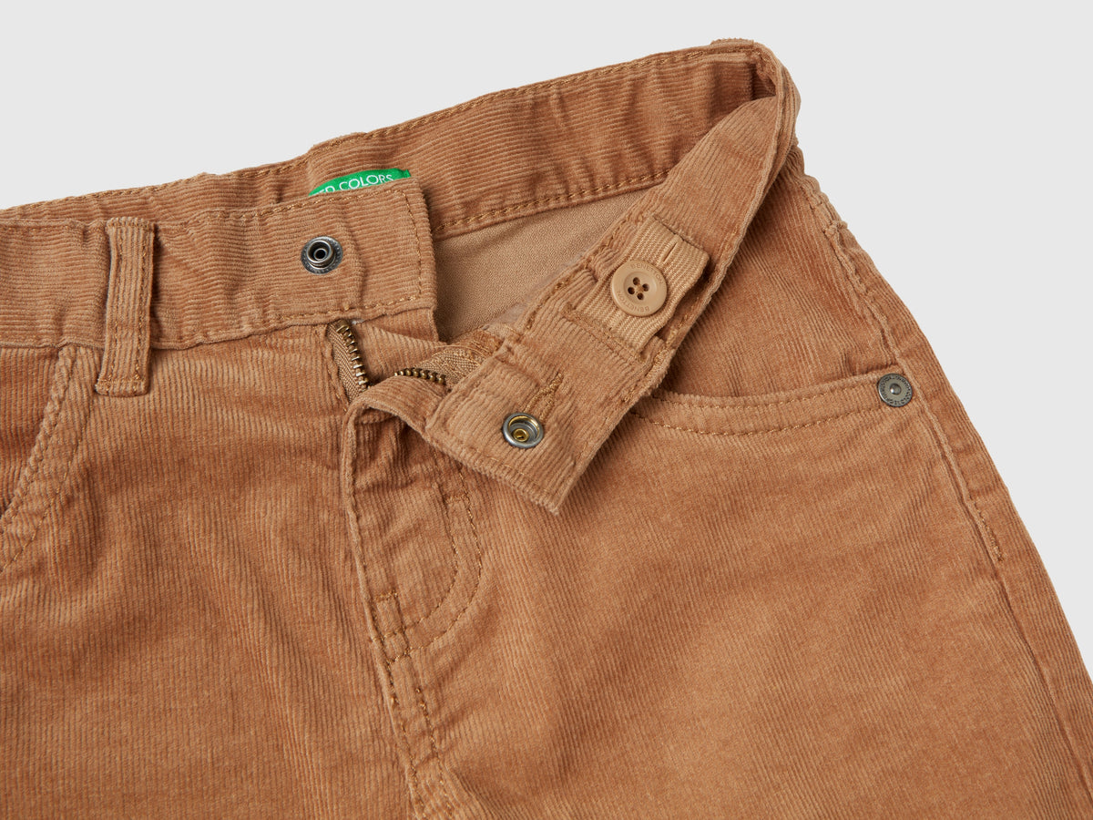 Pantaloni in velluto stretch