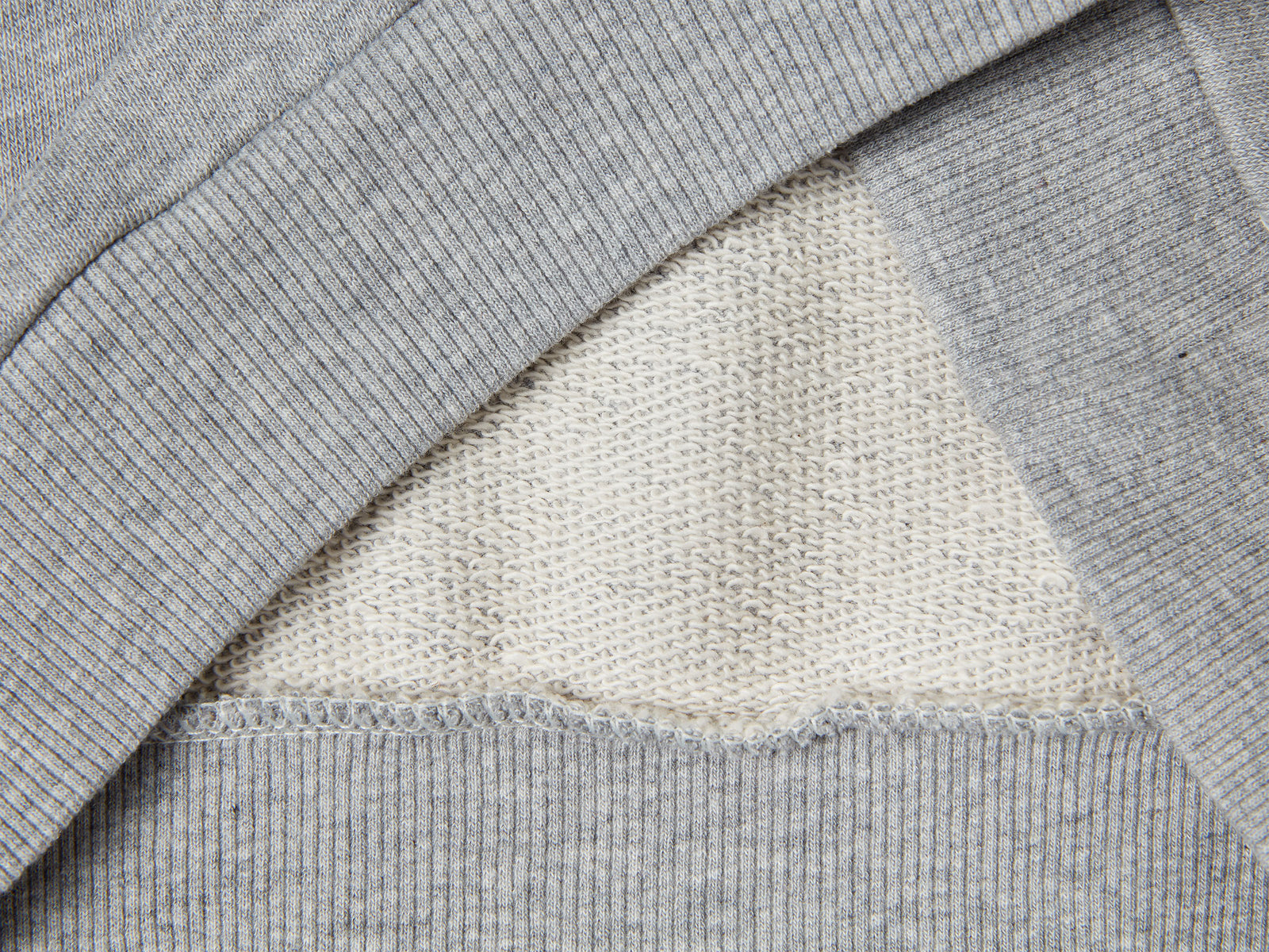 Tuta in felpa con logo da bimbo grigio chiaro 3 | Benetton Outlet
