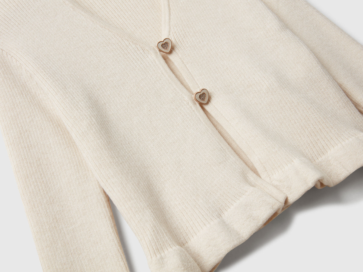 Cardigan con bottoni cuoricino