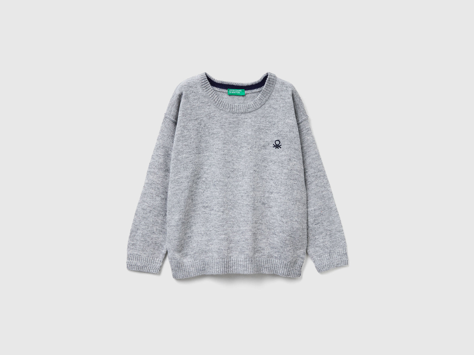 Maglia girocollo con ricamo da bimbo grigio chiaro | Benetton Outlet