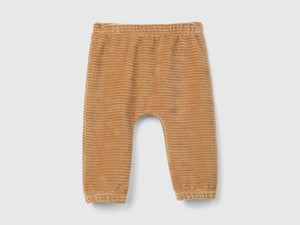 Pantaloni in ciniglia con ricamo