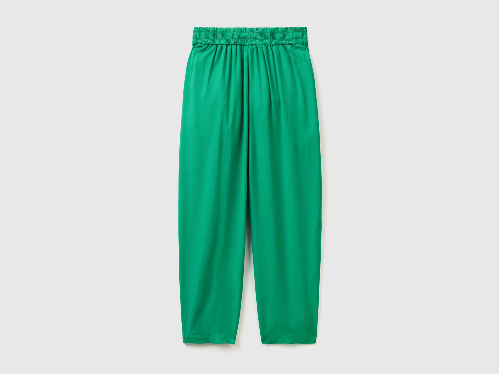 Pantaloni lunghi cropped in tessuto fluido da donna verde 2 | Benetton Outlet