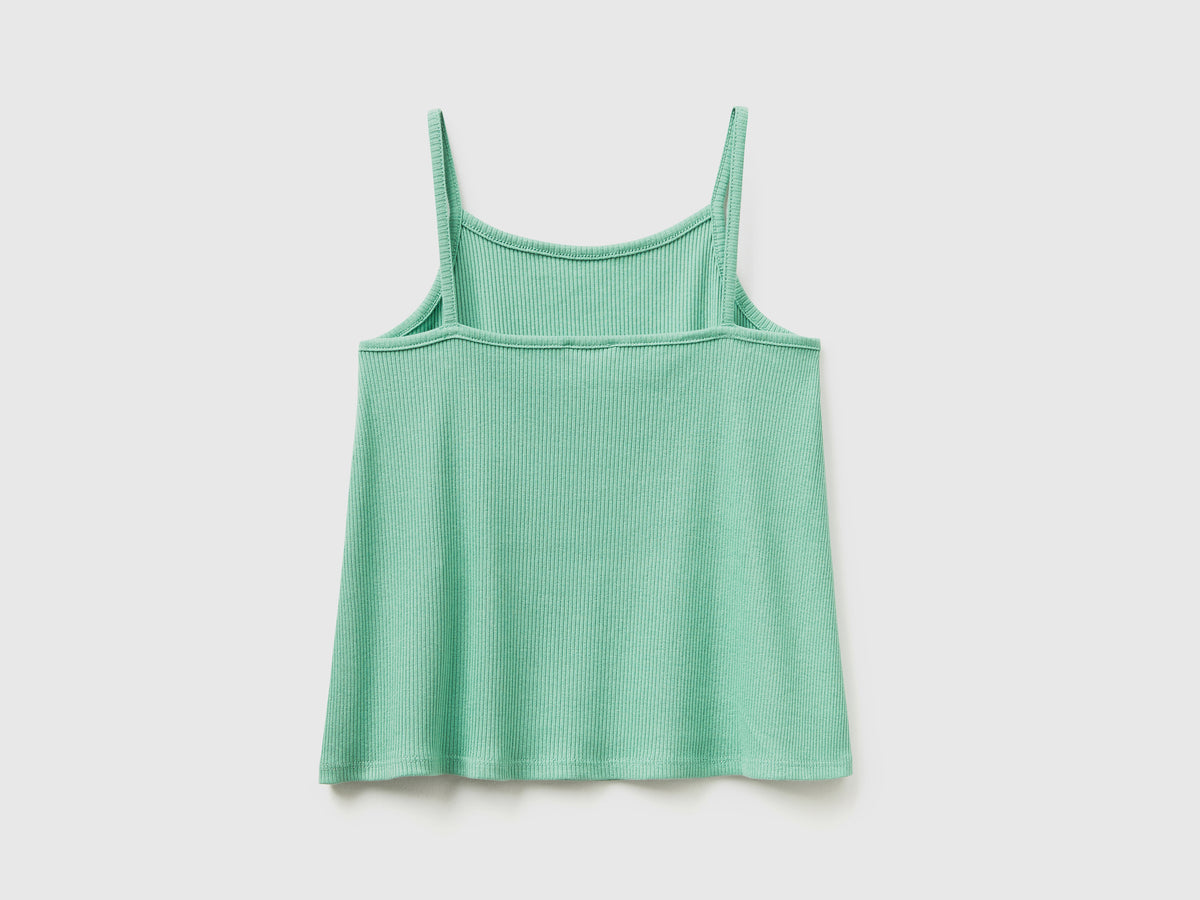 Top smanicato a costine di cotone elasticizzato
