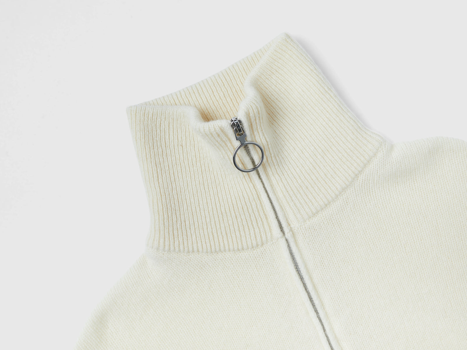 Maglione collo alto in pura lana Shetland da donna bianco panna 3 | Benetton Outlet