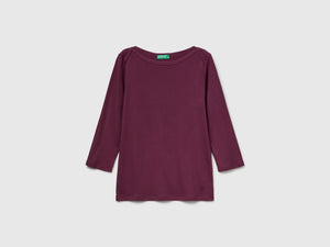 T-shirt con scollo a barchetta