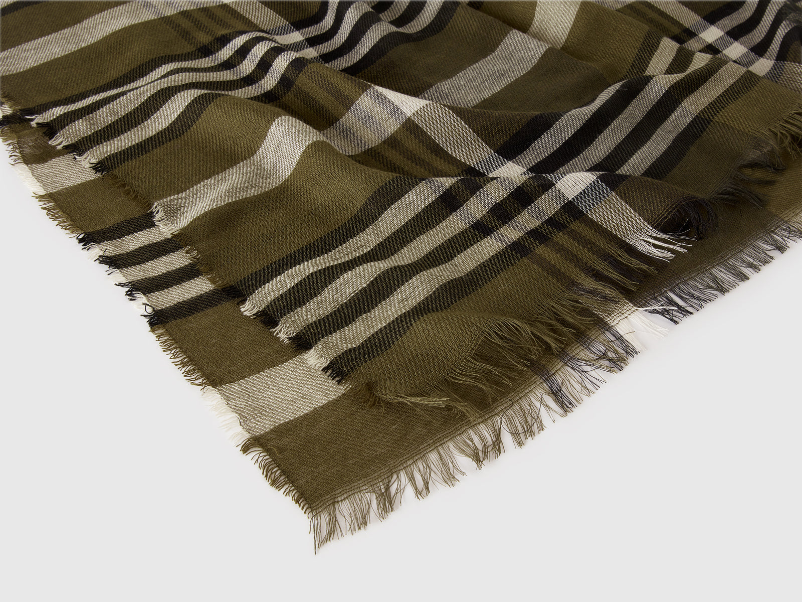 Sciarpa a quadri jacquard da uomo verde militare 2 | Benetton Outlet