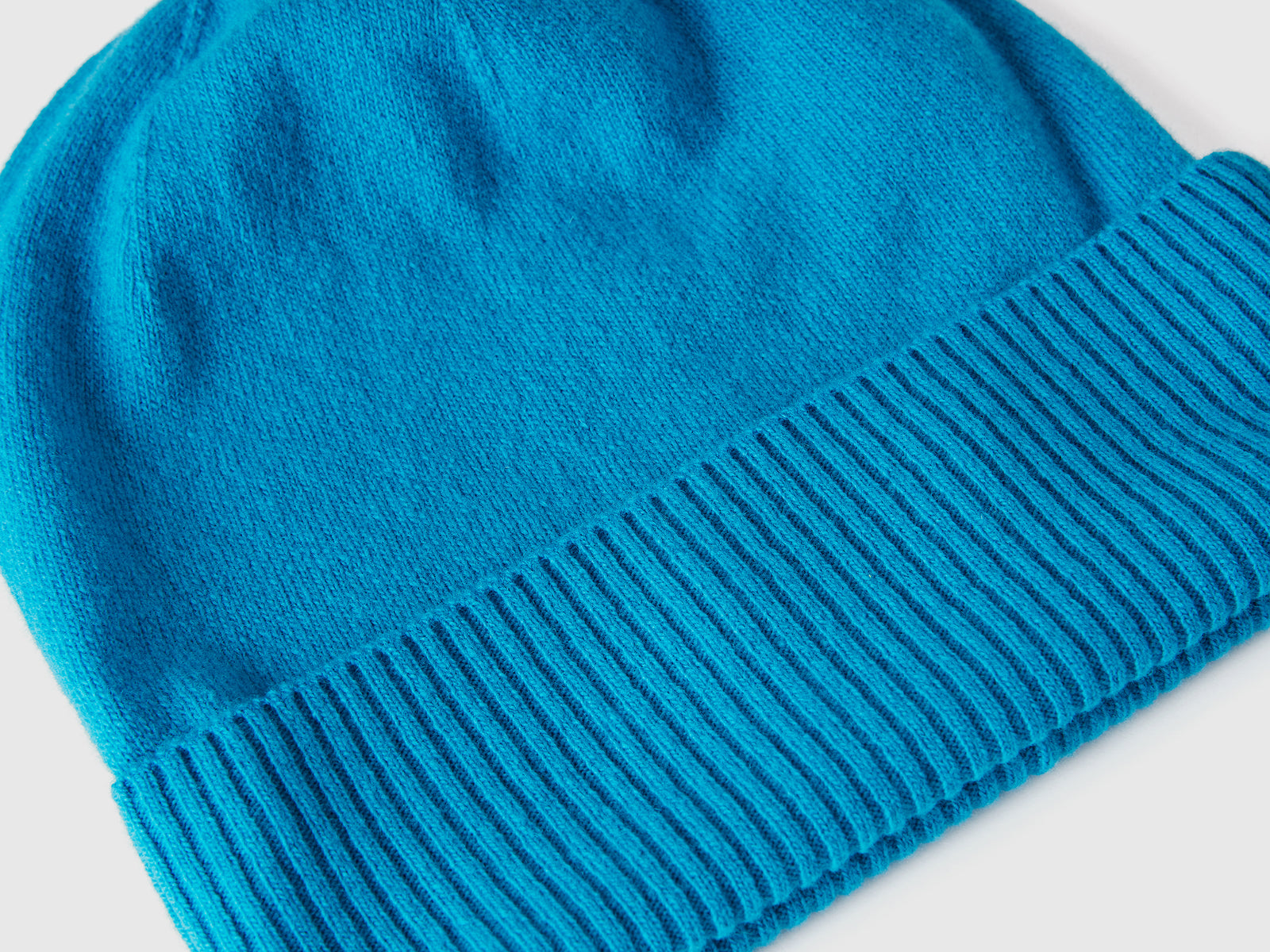 Cappello in pura lana Merino da donna turchese 3 | Benetton Outlet