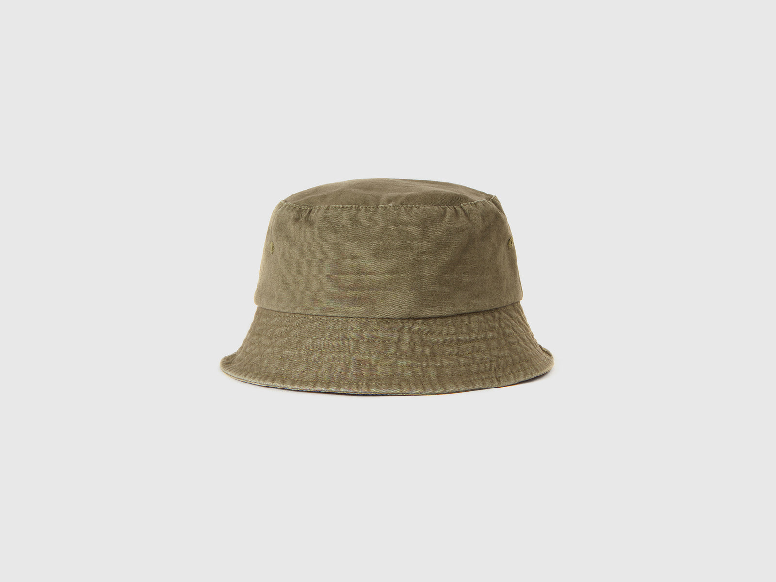 Cappellino alla pescatora con ricamo logo da bambino verde militare 2 | Benetton Outlet