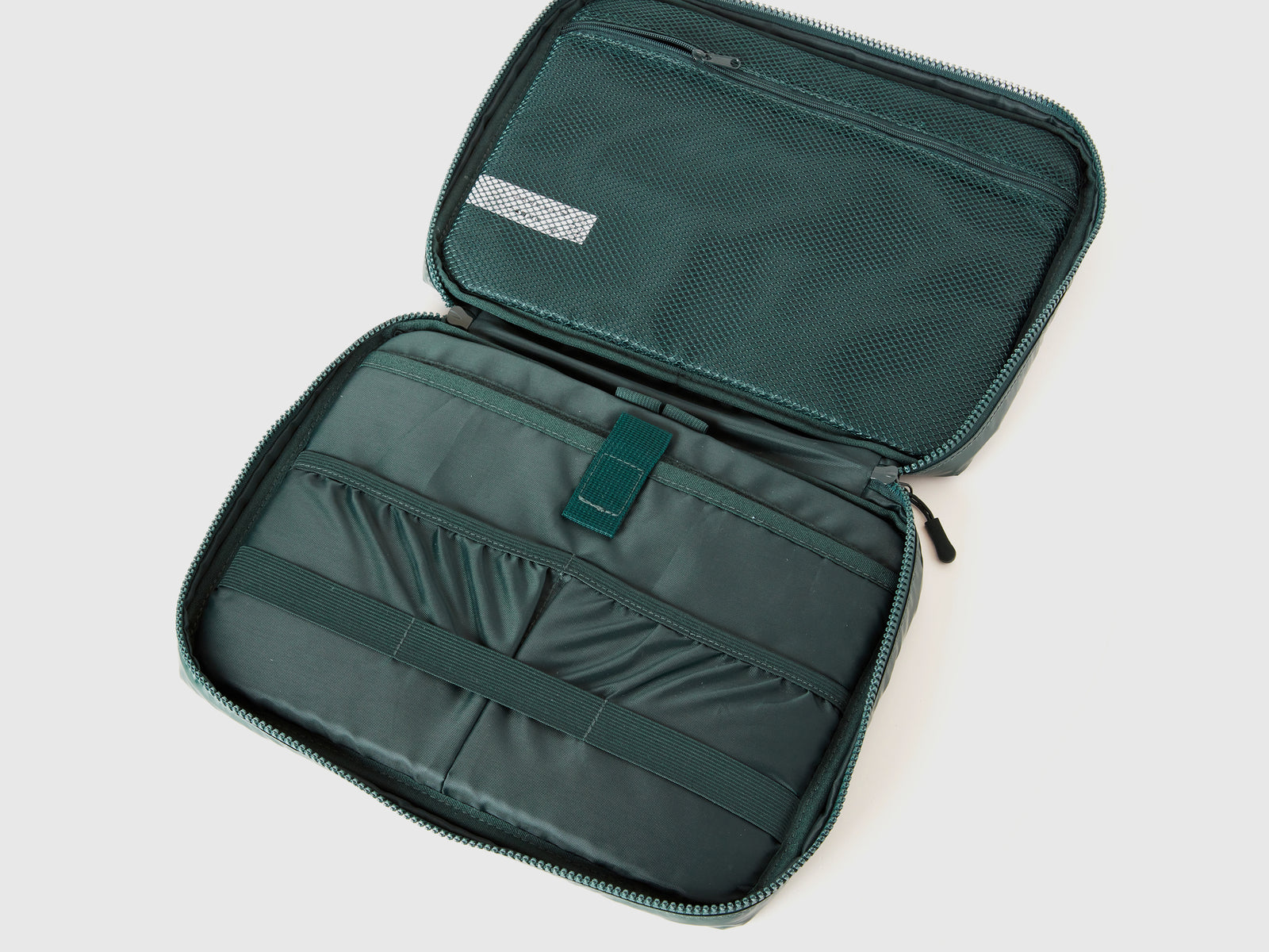 Astuccio grande imbottito da uomo verde scuro 3 | Multimarchio Outlet