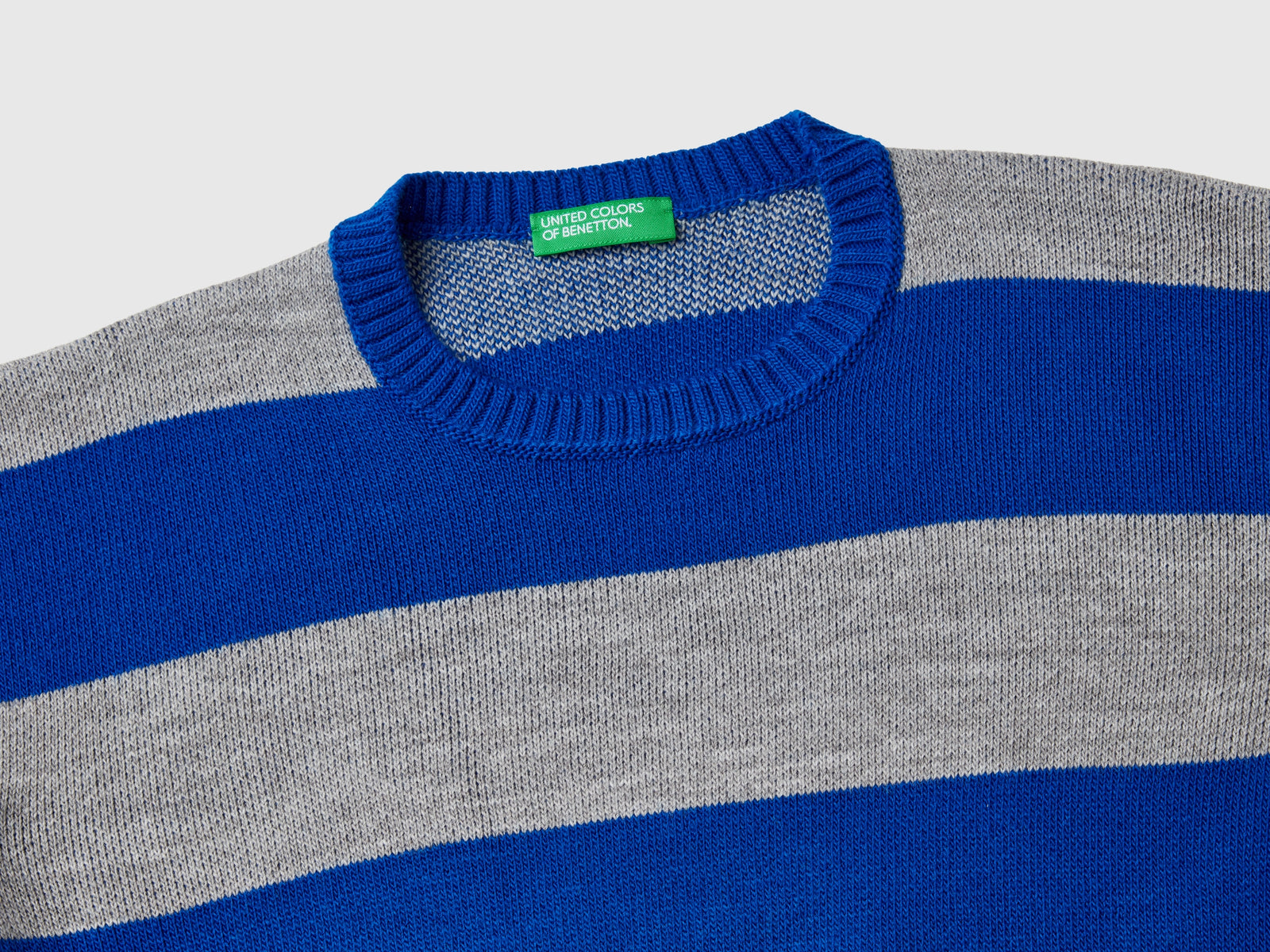 Maglia a righe con grafica skateboard da bimbo bluette 3 | Benetton Outlet