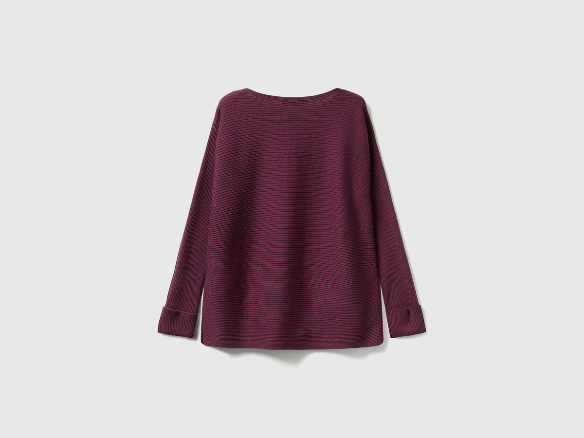 Maglia con scollo a barchetta