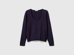 Maglia con scollo quadrato
