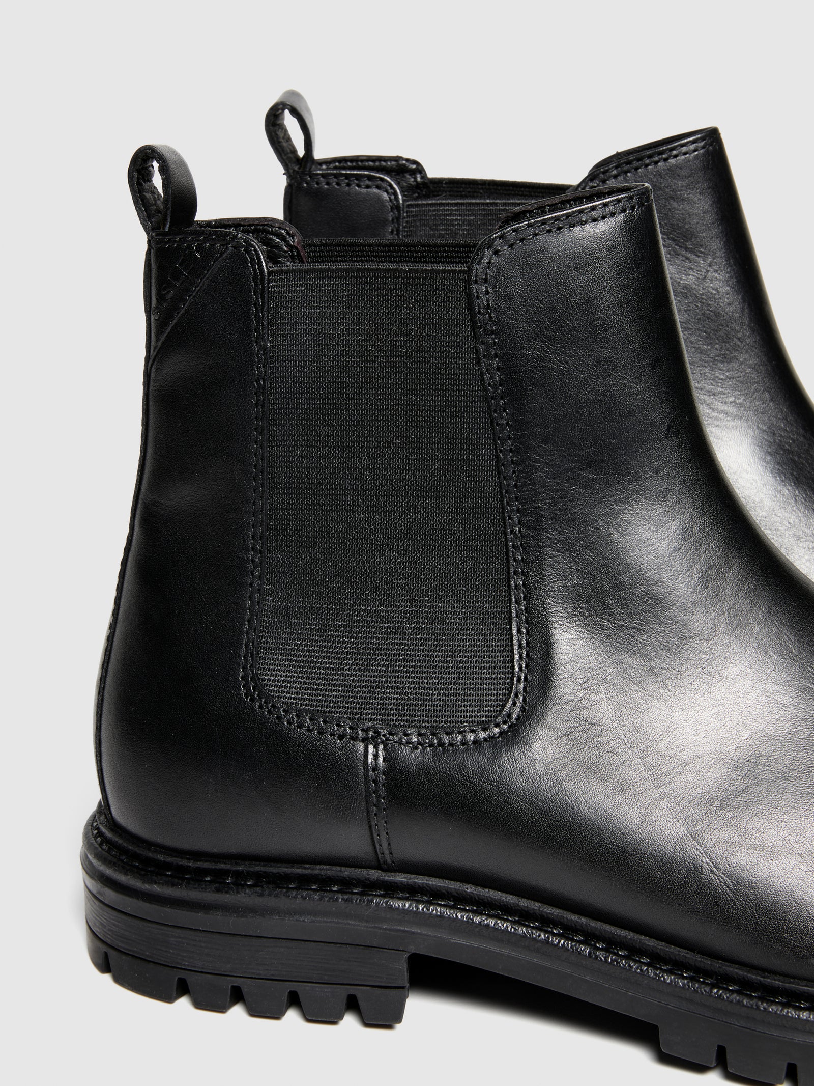 Stivaletti Chelsea in pelle da uomo nero 3 | Sisley Outlet