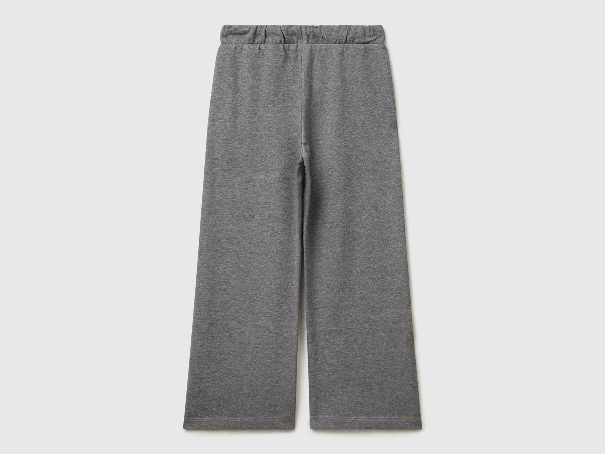 Pantaloni ampi in felpa