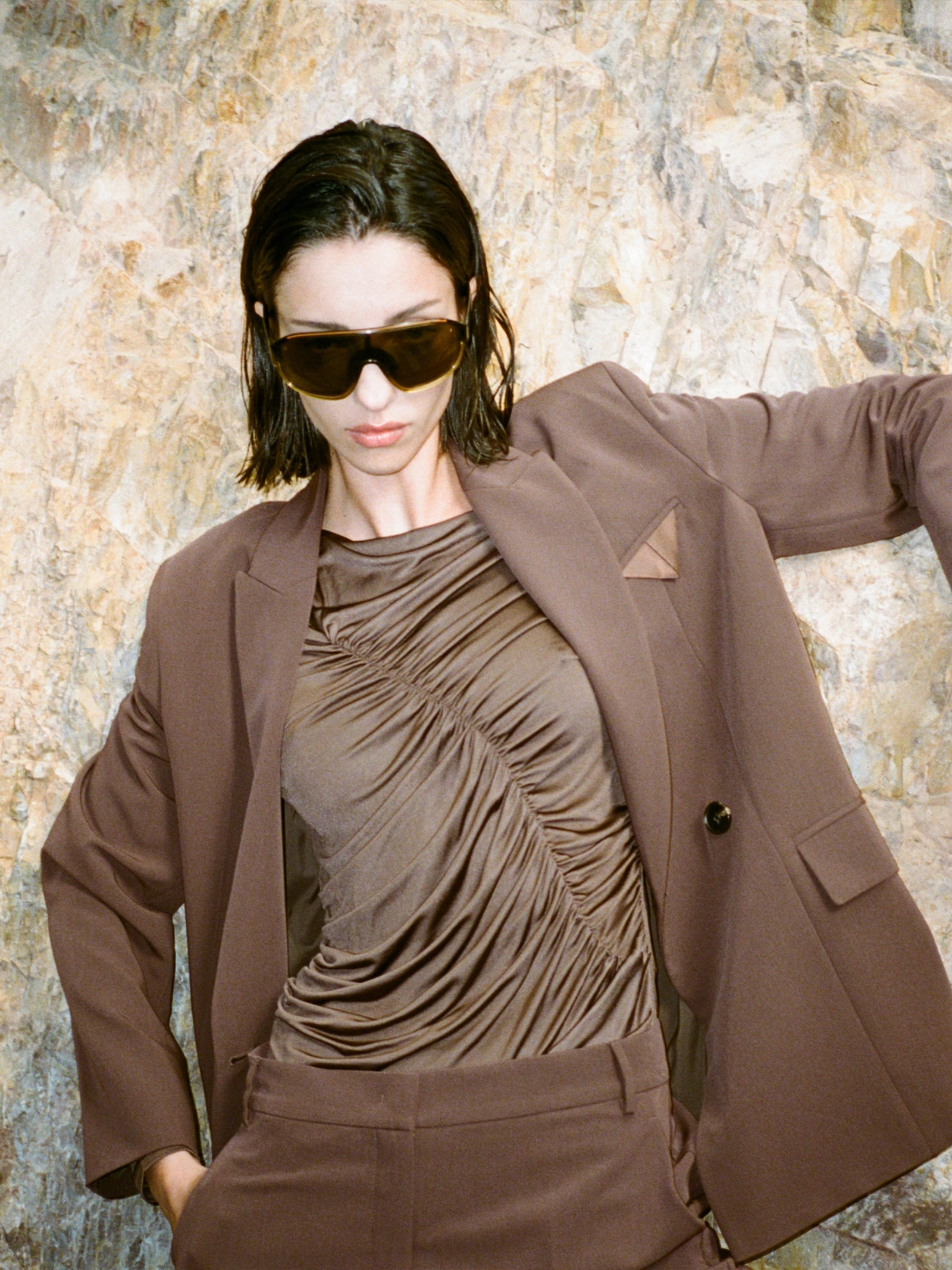 Blazer doppiopetto marrone da donna marrone scuro 2 | Sisley Outlet