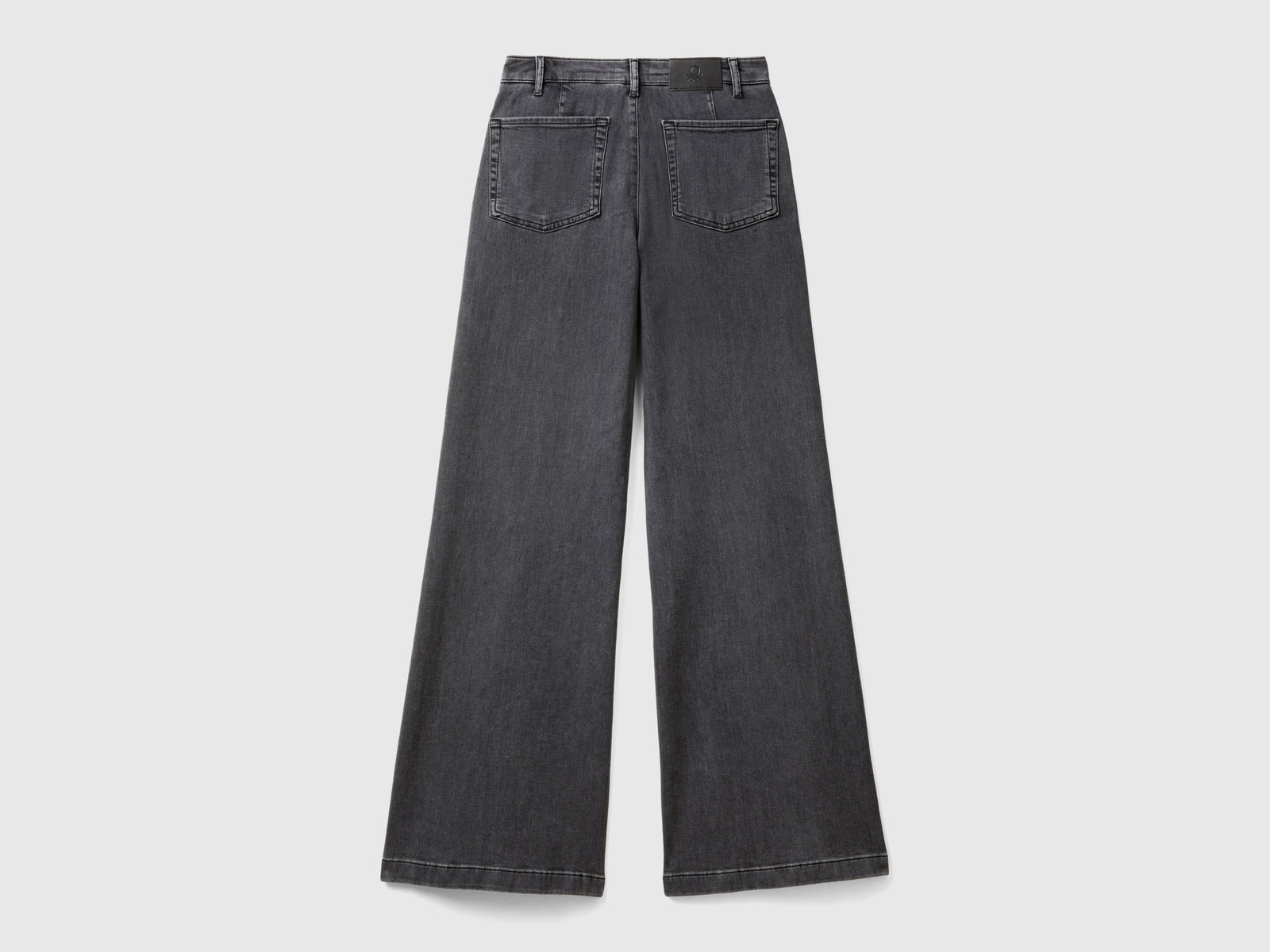 Jeans a zampa in cotone stretch da donna nero 2 | Benetton Outlet