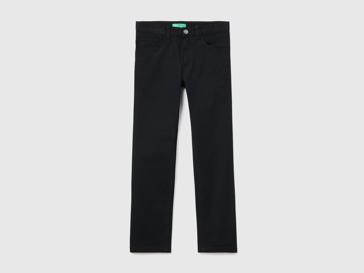 Pantaloni slim fit cinque tasche