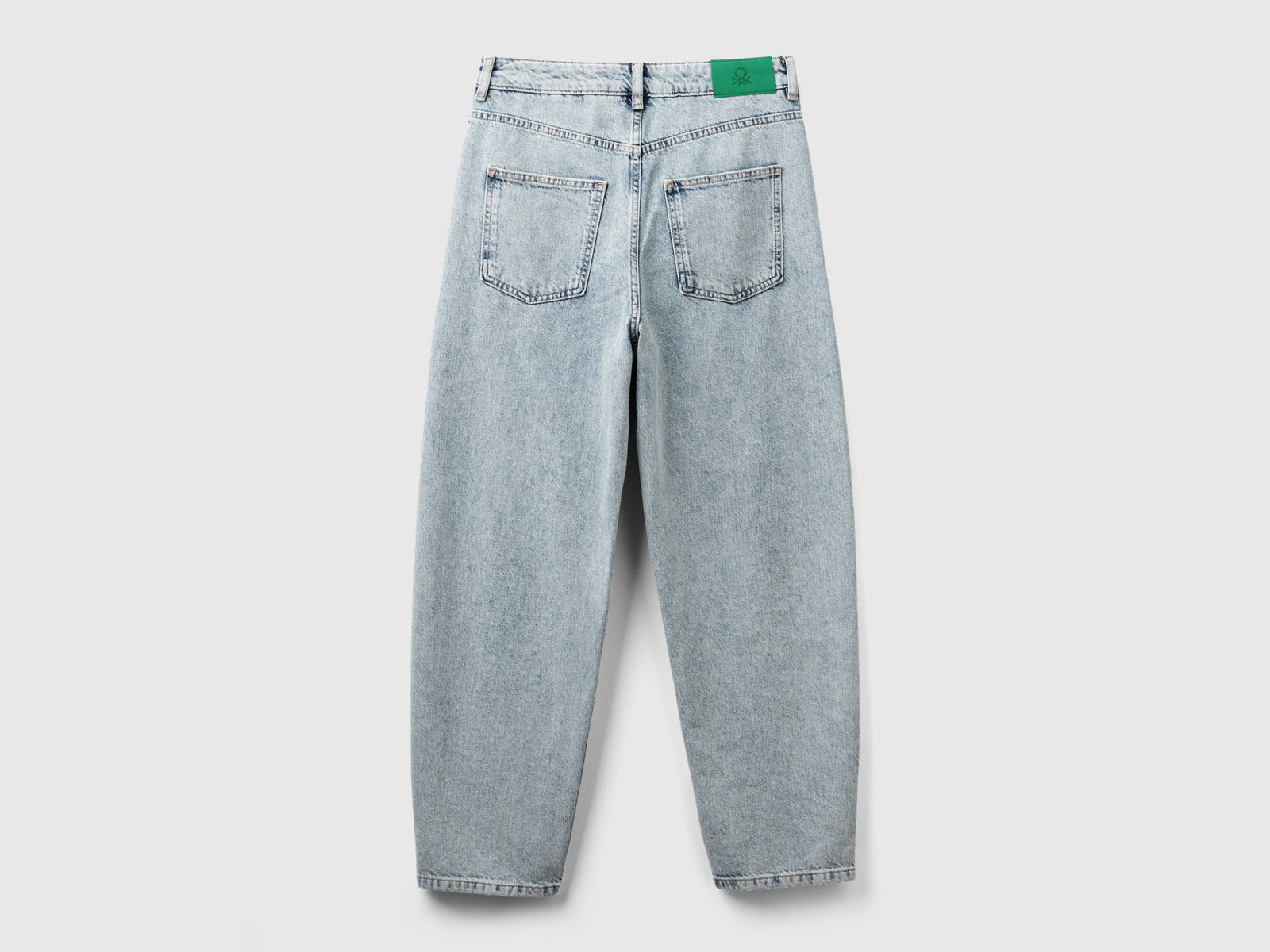 Jeans carrot fit con strass da donna azzurro 2 | Benetton Outlet