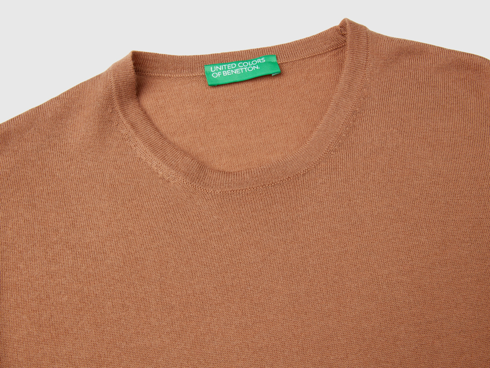 Maglia manica corta in pura lana Merino da donna cammello 3 | Benetton Outlet