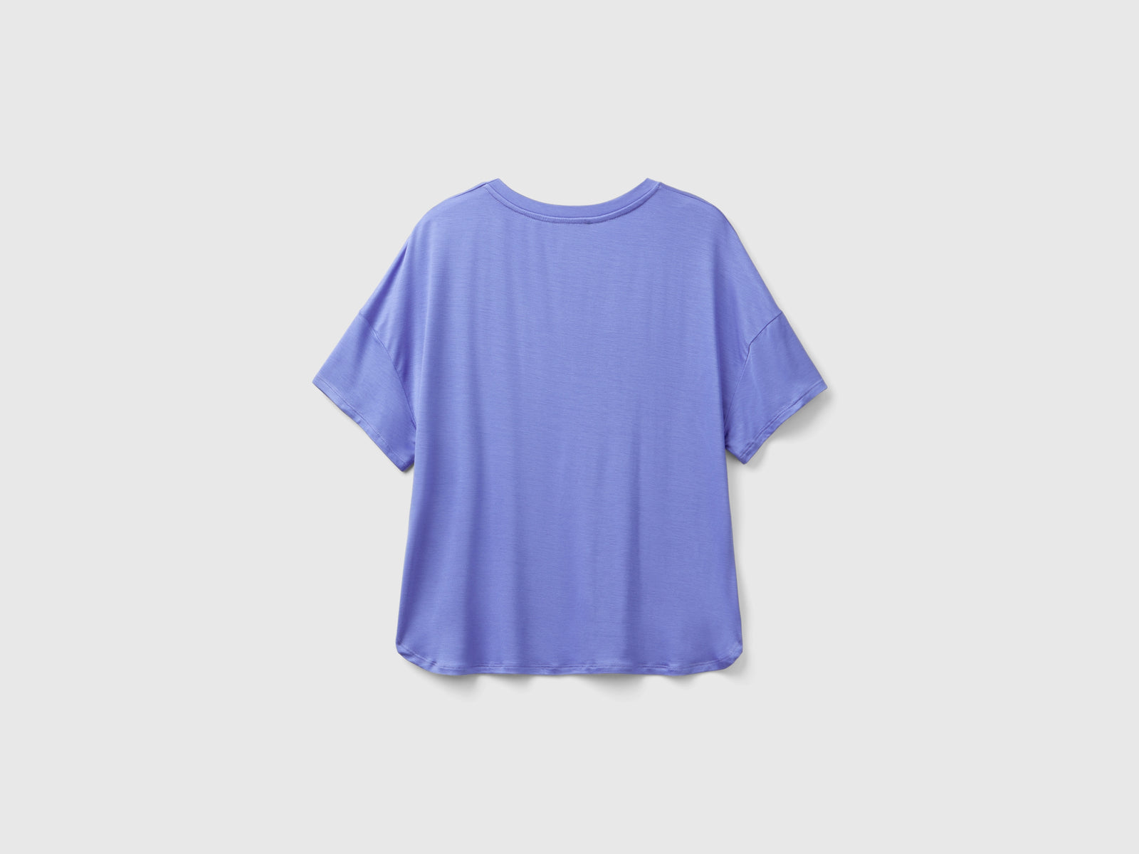 T-shirt in viscosa stretch da donna pervinca 2 | Benetton Outlet