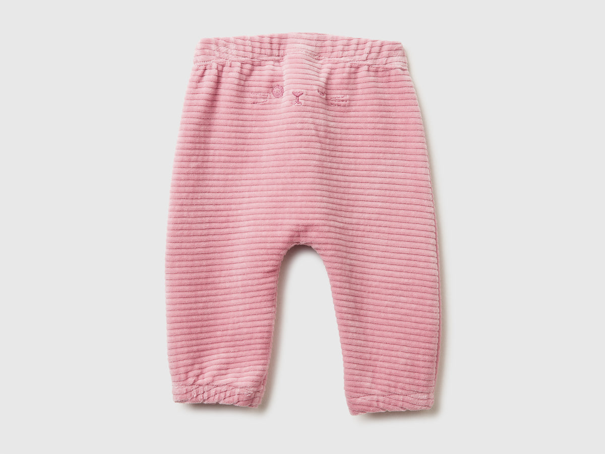 Pantaloni in ciniglia con ricamo